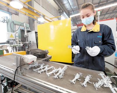 技術升級拓市場，研發創新贏未來